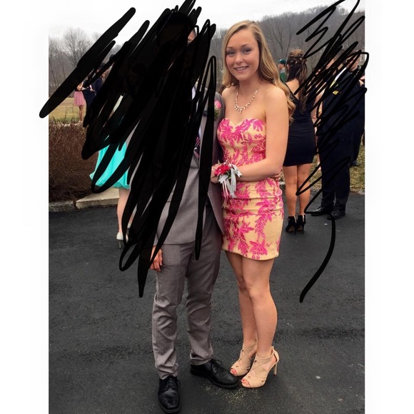 Homecoming/Ball/Semi-formal Dress - Picture 2 of 7